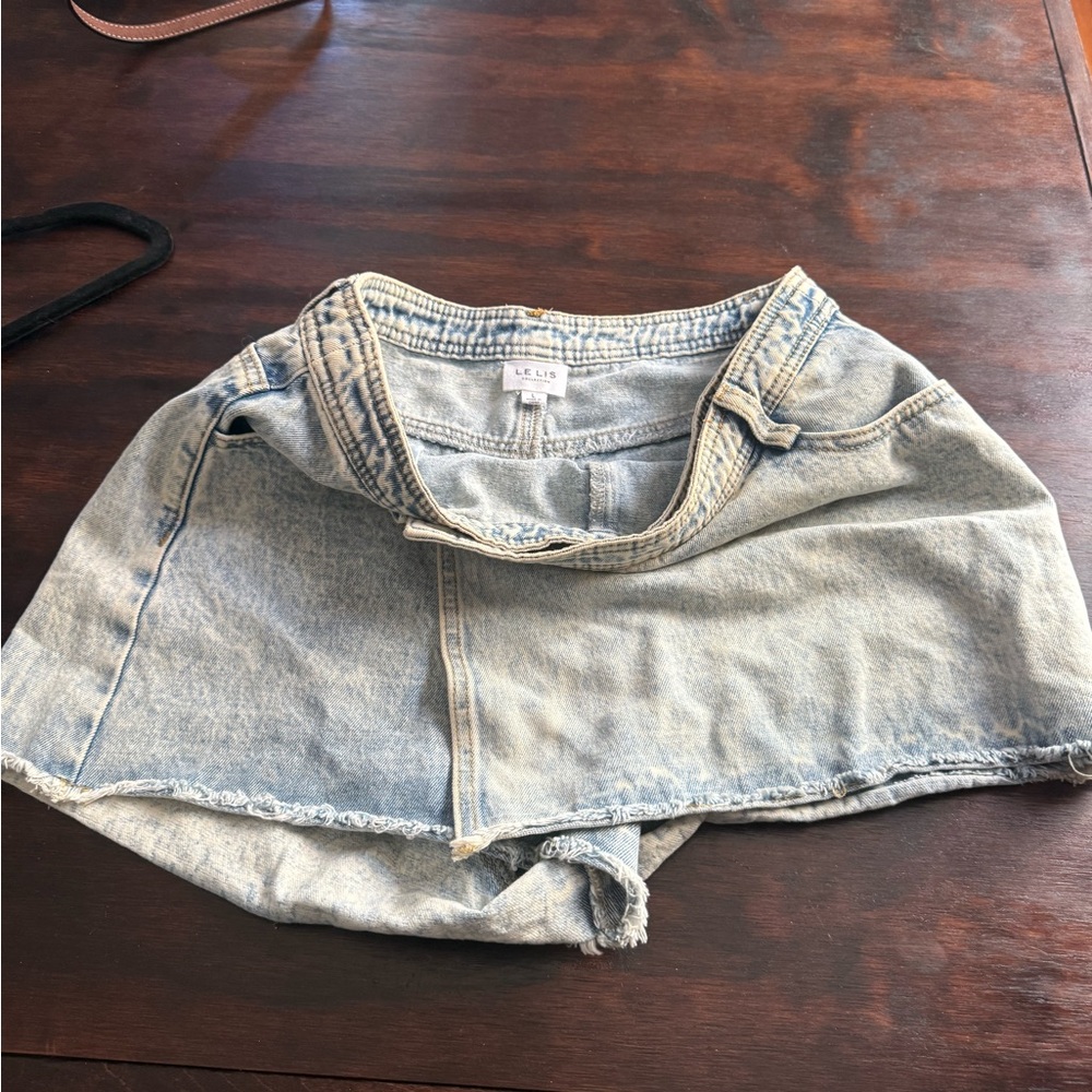 Le Lis Light Blue Jean Shorts